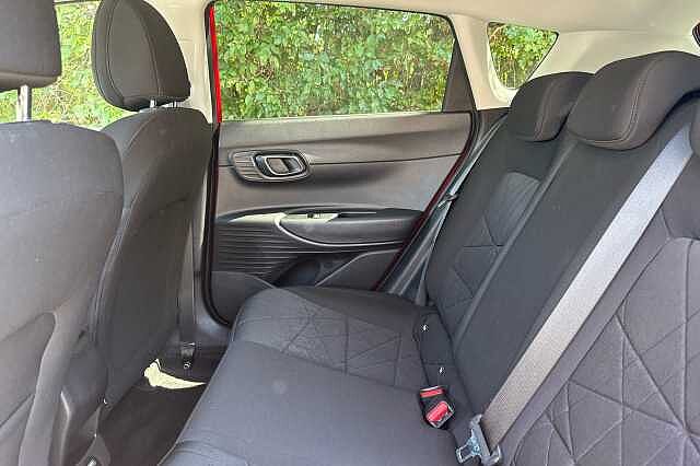 Hyundai Bayon T-GDI PREMIUM DCT MHEV