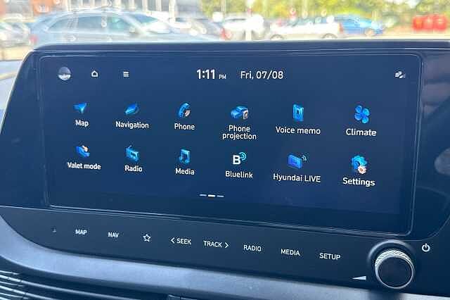 Hyundai Bayon T-GDI PREMIUM DCT MHEV