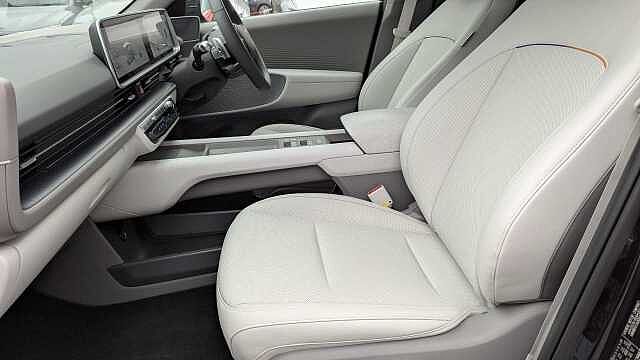Hyundai Ioniq 6 Ultimate 77 kWh 228PS RWD