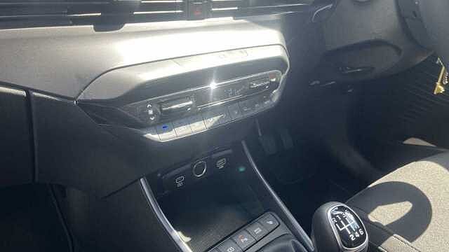 Hyundai i20 PREMIUM 1.0T 100PS 6MT MY25