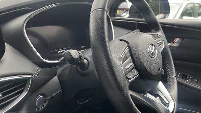 Hyundai SANTA FE Ultimate 1.6T 215PS Hybrid 4WD MY25 Black