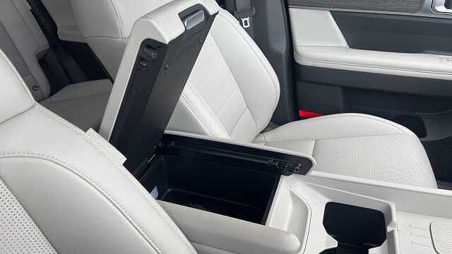 Hyundai SANTA FE 1.6 TGDi Plug-in Hybrid Ultimate 5dr 4WD Auto