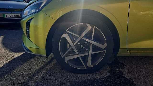 Hyundai I20 1.0T GDi Premium 5dr Green