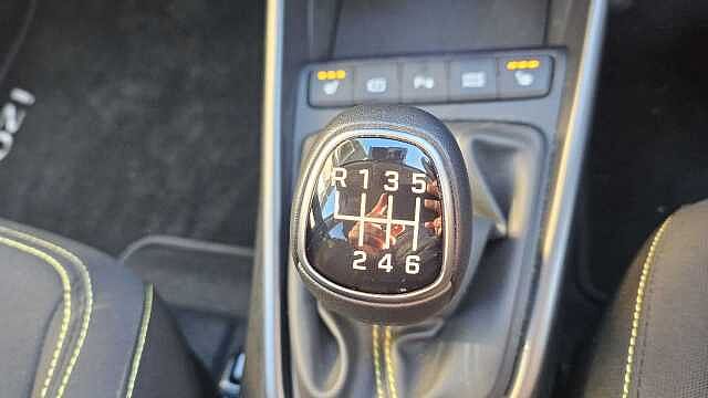 Hyundai I20 1.0T GDi Premium 5dr Green