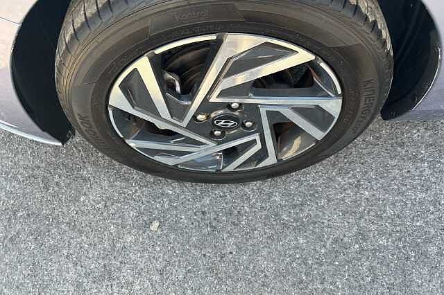 Hyundai i20 1.0T GDi Advance 5dr
