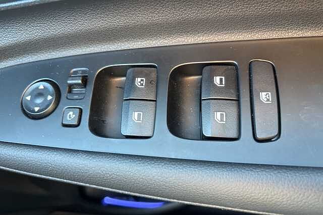 Hyundai BAYON 1.0 TGDi Ultimate 5dr Blue