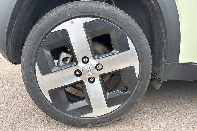Hyundai INSTER 85kW 02 49kWh 5dr Auto Beige