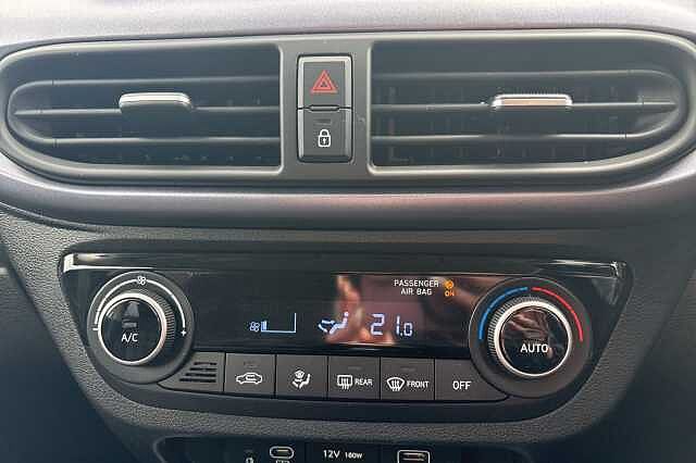 Hyundai i10 1.2 MPi Premium 5dr