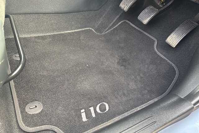 Hyundai i10 1.2 MPi Premium 5dr