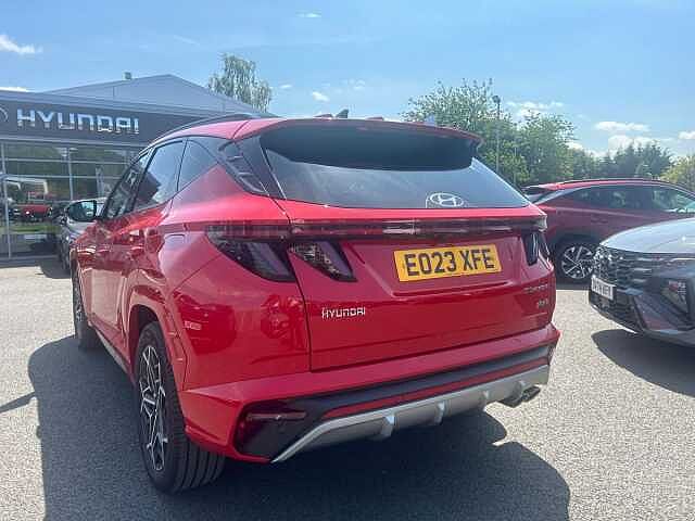Hyundai TUCSON 1.6 TGDi Plug-in Hybrid N Line 5dr 4WD Auto Red