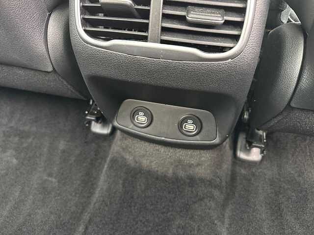 Hyundai Santa Fe 1.6 TGDi Plug-in Hybrid Ultimate 5dr 4WD Auto