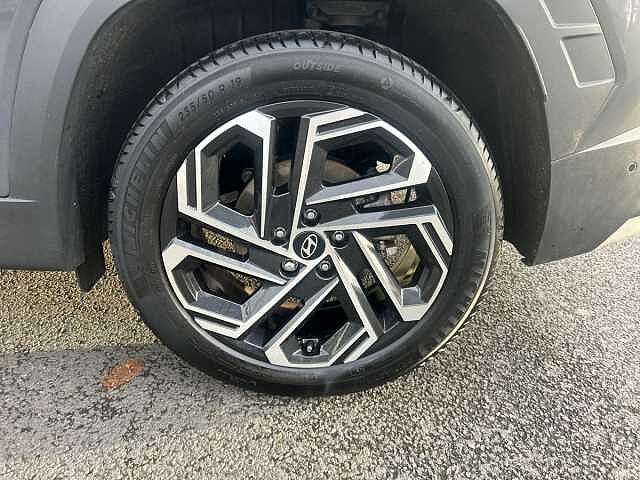 Hyundai TUCSON 1.6T Plug-in Hybrid Ultimate 5dr 4WD Auto Grey