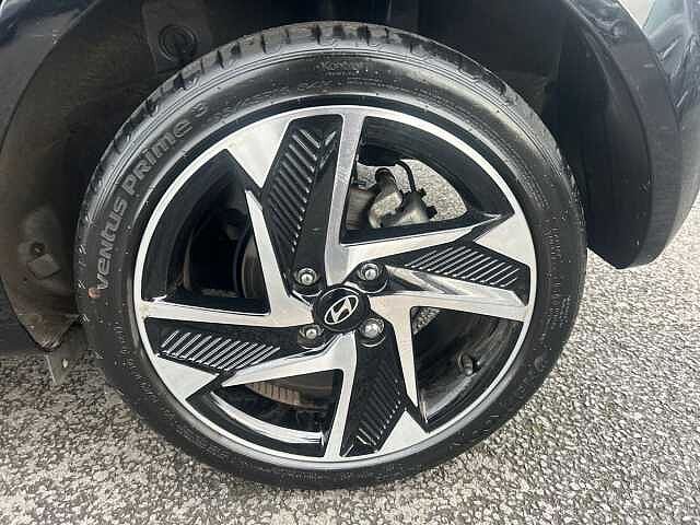 Hyundai i10 1.0 [63] Premium 5dr Auto [Nav]