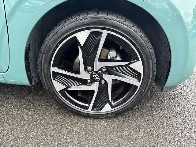 Hyundai I10 1.0 MPi Premium 5dr Auto Green