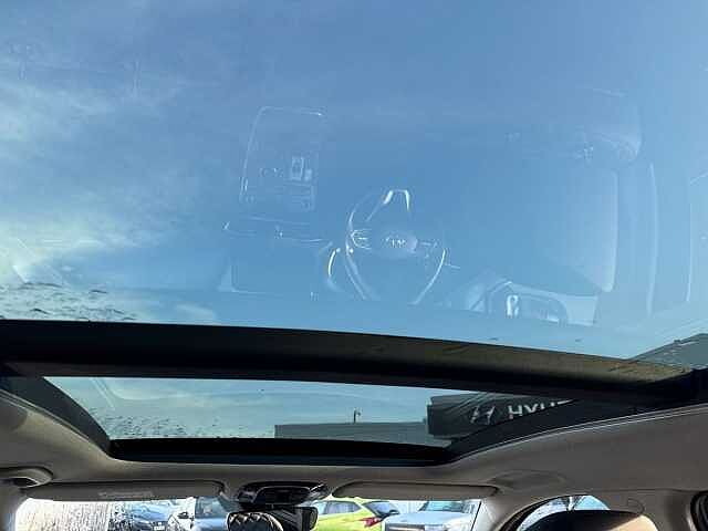 Hyundai Santa Fe 1.6 TGDi Hybrid Ultimate 5dr 4WD Auto