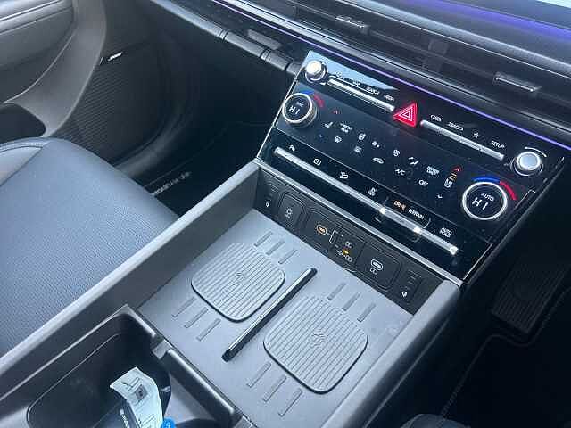 Hyundai SANTA FE 1.6 TGDi PHEV Calligraphy 5dr 4WD Auto [6 Seats] Brown