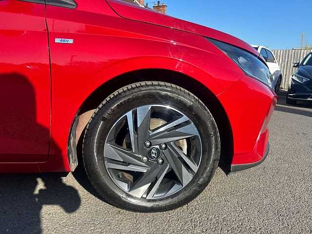 Hyundai I20 1.0T GDi 48V MHD SE Connect 5dr Red