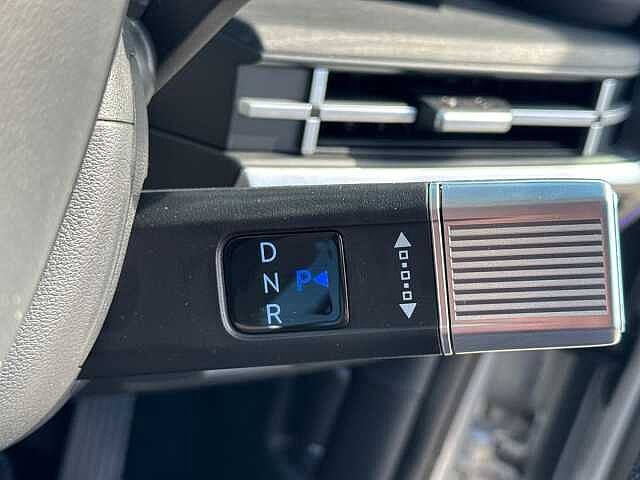 Hyundai SANTA FE 1.6 TGDi 239 Hybrid Ultimate 5dr Auto Silver