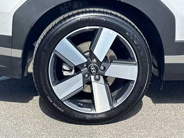 Hyundai SANTA FE 1.6 TGDi 239 Hybrid Ultimate 5dr Auto Silver