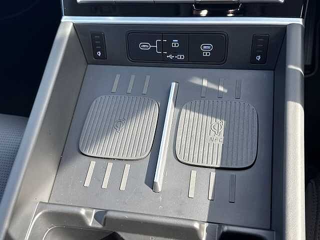 Hyundai SANTA FE 1.6 TGDi 239 Hybrid Ultimate 5dr Auto Silver