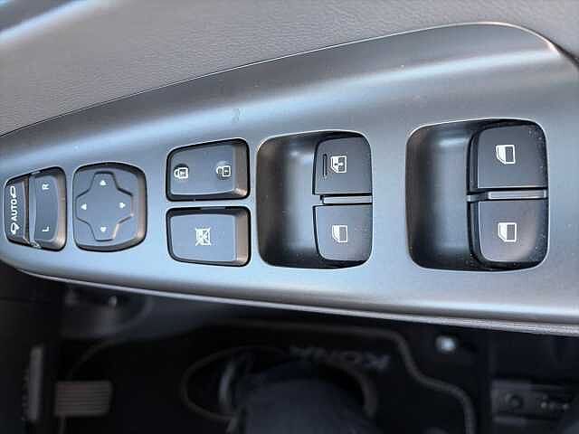 Hyundai KONA 1.0 TGDi 48V MHEV Ultimate 5dr White