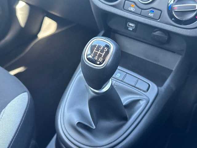 Hyundai I10 1.0 MPi SE 5dr Red