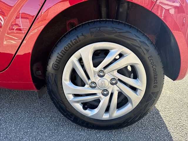 Hyundai I10 1.0 MPi SE 5dr Red