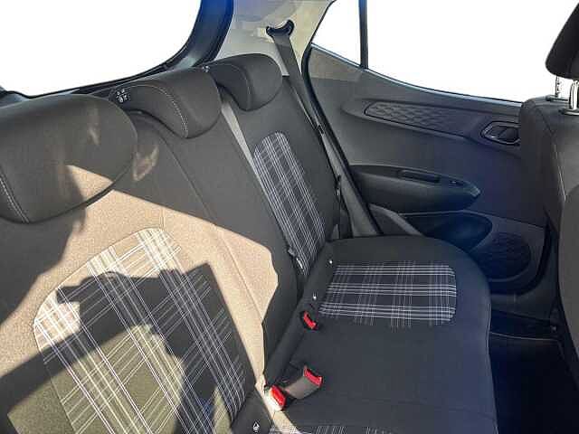 Hyundai i10 1.2 [79] Premium 5dr Auto [Nav]