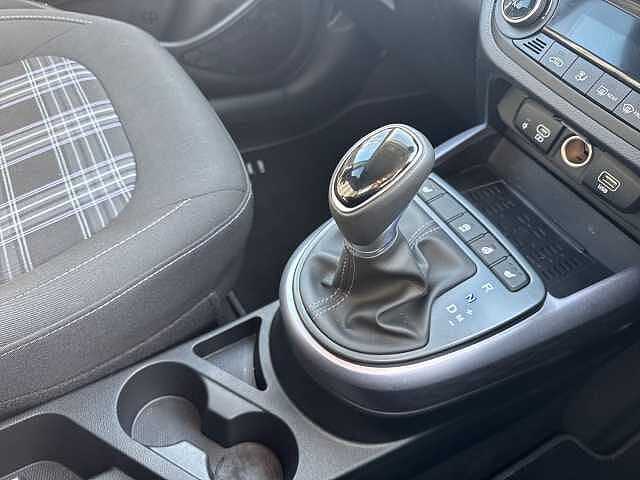Hyundai i10 1.2 [79] Premium 5dr Auto [Nav]