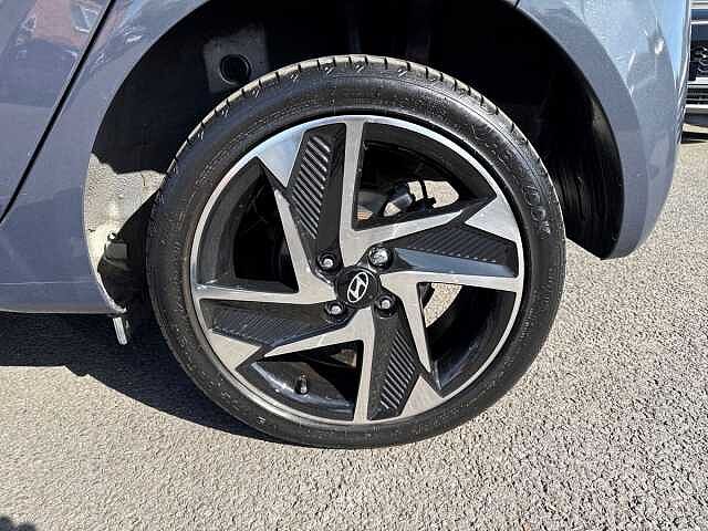 Hyundai i10 1.2 [79] Premium 5dr Auto [Nav]