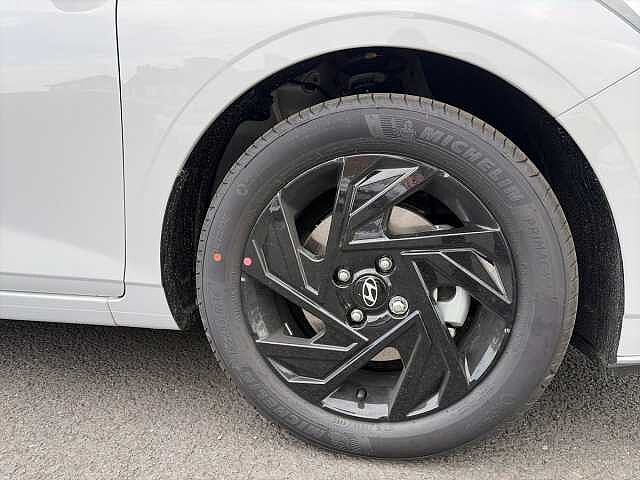 Hyundai i20 1.0T GDi 90 Black Line 5dr