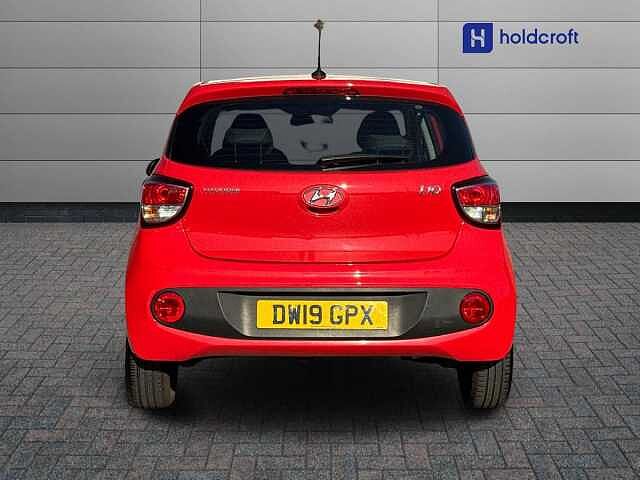 Hyundai I10 1.0 SE 5dr Red