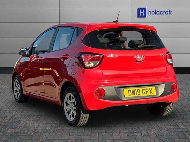 Hyundai I10 1.0 SE 5dr Red