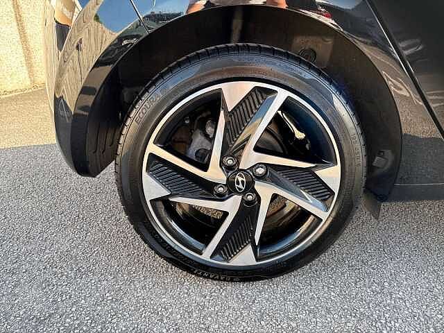 Hyundai i10 1.2 [79] Premium 5dr Auto [Nav]