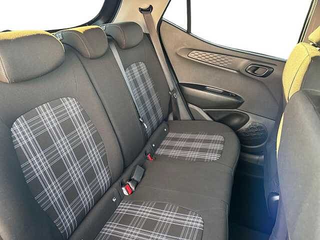 Hyundai i10 1.2 [79] Premium 5dr Auto [Nav]