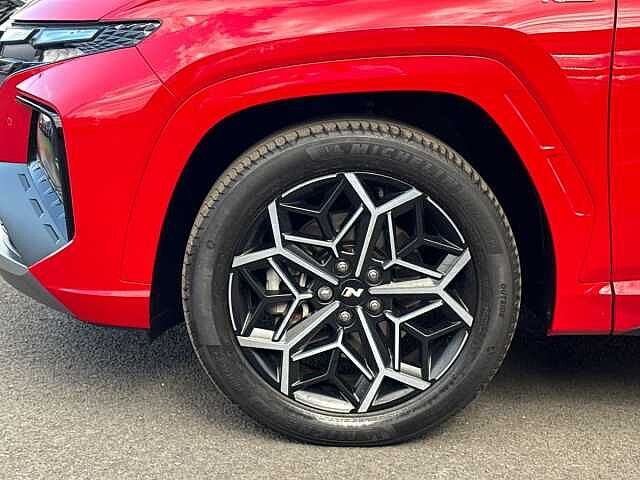 Hyundai TUCSON 1.6 TGDi Hybrid 230 N Line S 5dr 2WD Auto Red