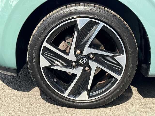 Hyundai i10 1.0 [63] Premium 5dr Auto [Nav]