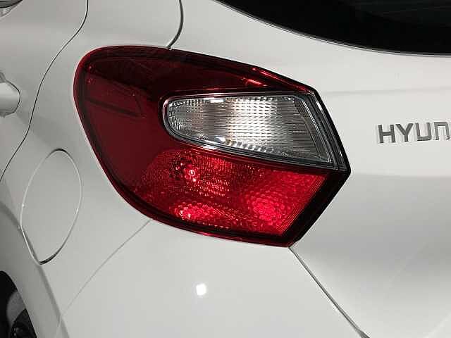 Hyundai i10 1.2 [79] Advance 5dr Auto [Nav] 5(2024)