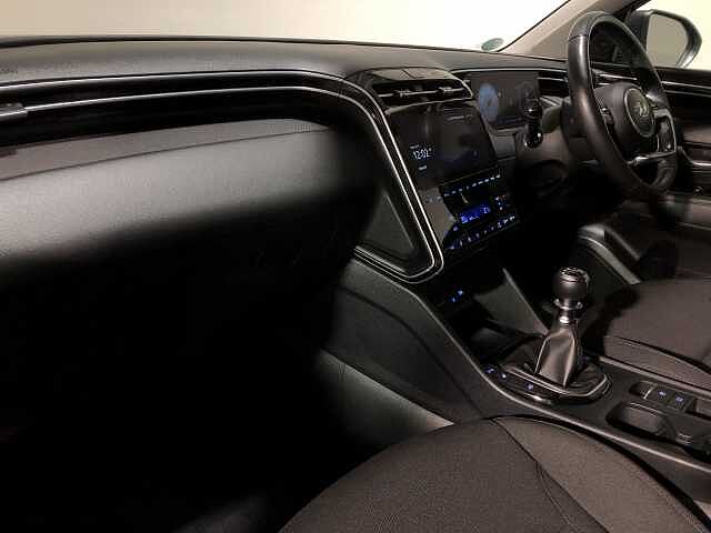 Hyundai TUCSON Premium T-Gdi White