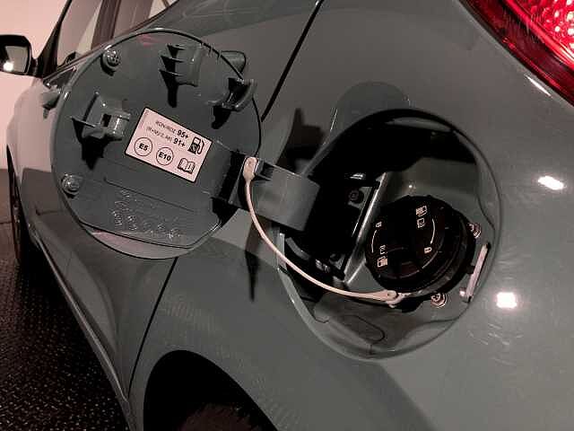 Hyundai I10 Advance Auto Green