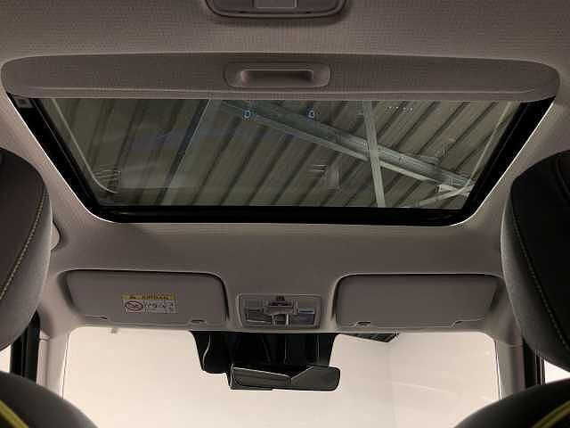 Hyundai INSTER 85kW Cross 49kWh 5dr Auto Black