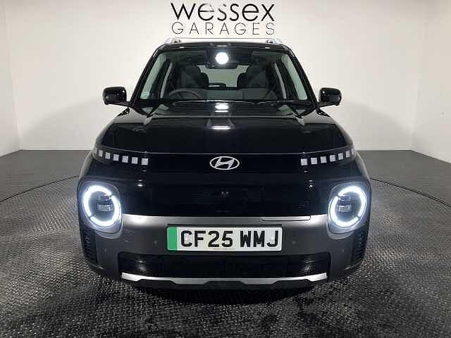 Hyundai INSTER 85kW Cross 49kWh 5dr Auto Black