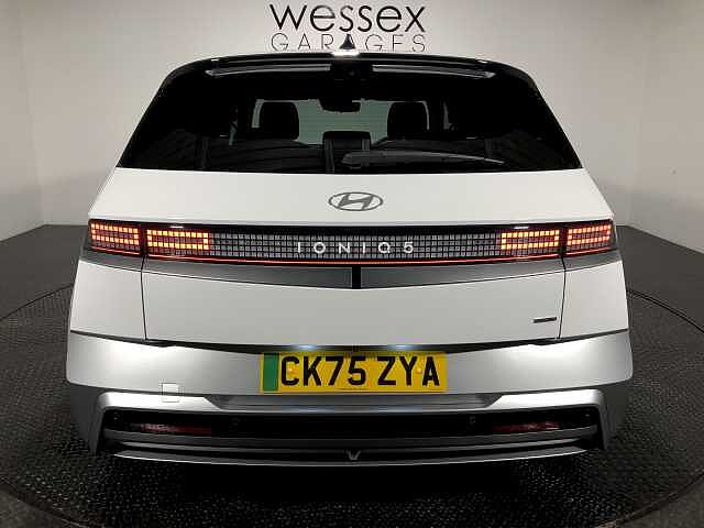 Hyundai IONIQ 5 239kW Ultimate 84 kWh 5dr AWD Auto [Tech Pack] 1(2024) White