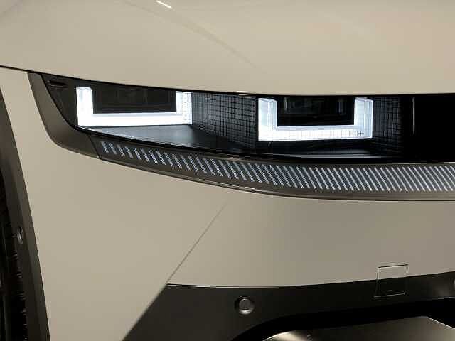 Hyundai IONIQ 5 239kW Ultimate 84 kWh 5dr AWD Auto [Tech Pack] 1(2024) White