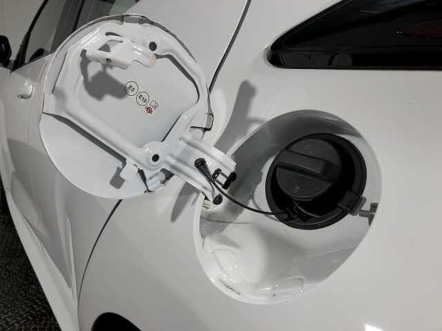 Toyota Yaris 1.5 Hybrid Icon 5dr CVT