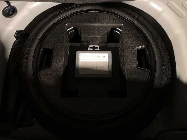 Toyota Yaris 1.5 Hybrid Icon 5dr CVT