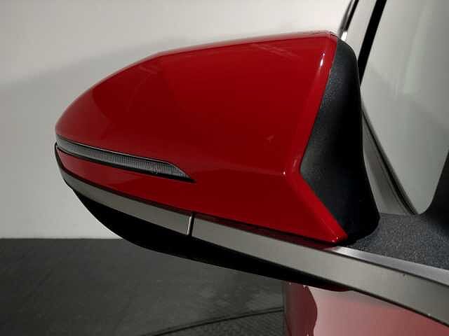 Hyundai TUCSON Ultimate T-Gdi Hev Red