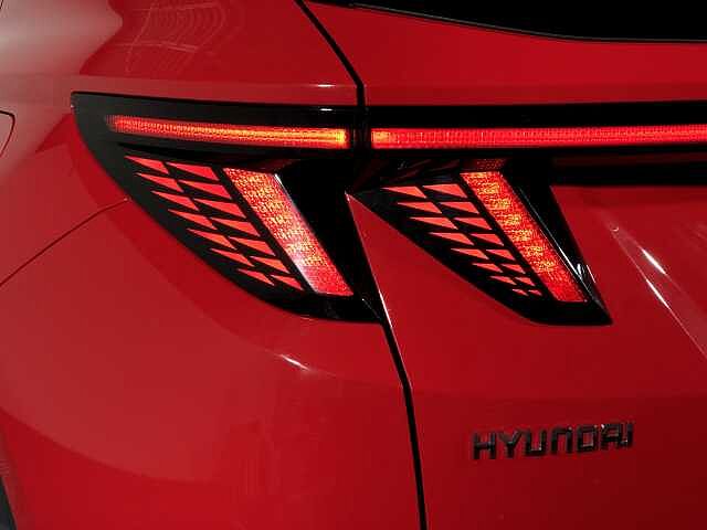 Hyundai TUCSON Ultimate T-Gdi Hev Red