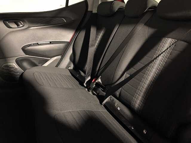 Hyundai I10 Premium Mpi Auto Red