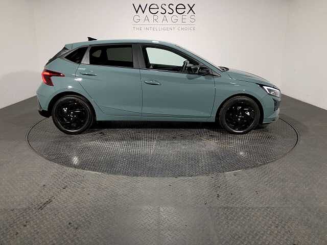 Hyundai i20 1.0T GDi 90 Black Line 5dr DCT